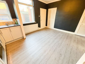 Photo 8- click for photo gallery